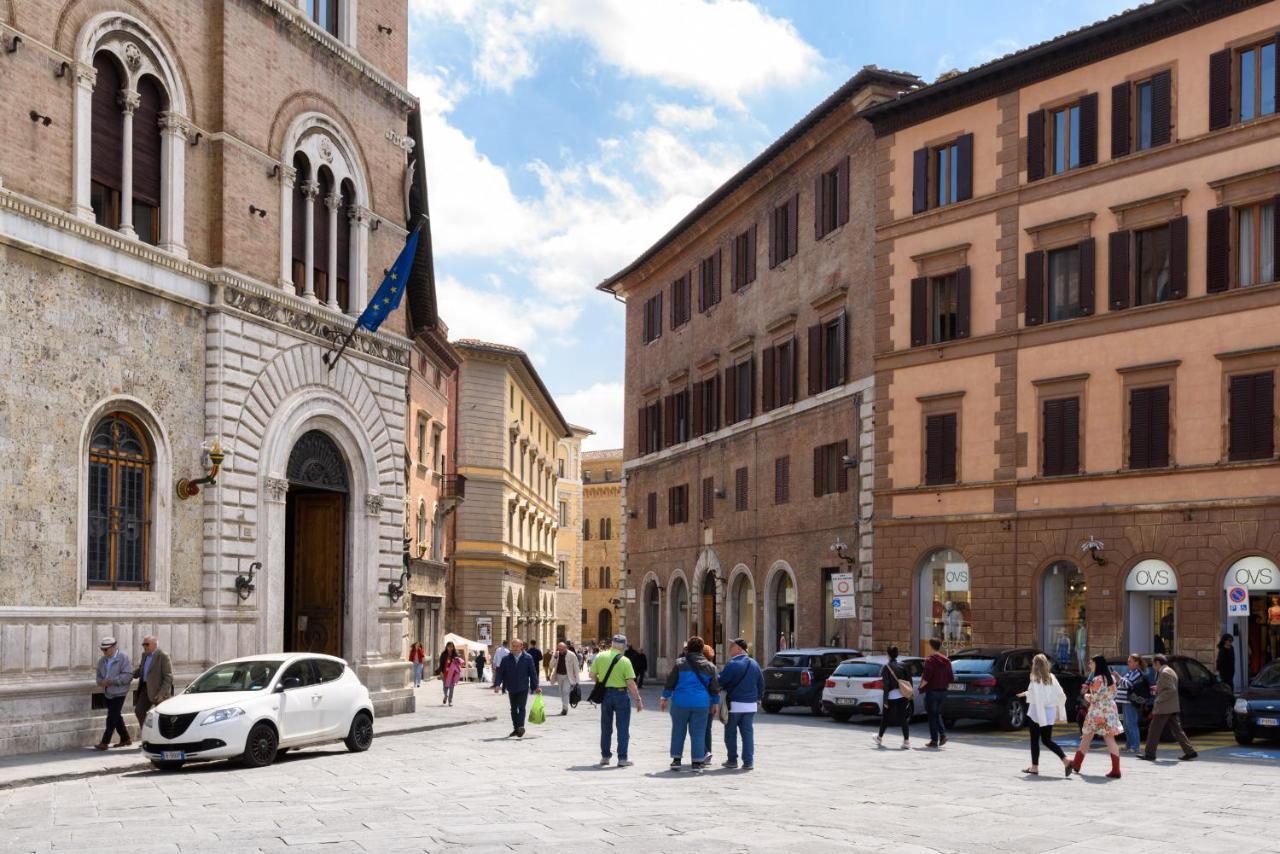 Domus Nannini - L' Arco Di Matteotti Sienne